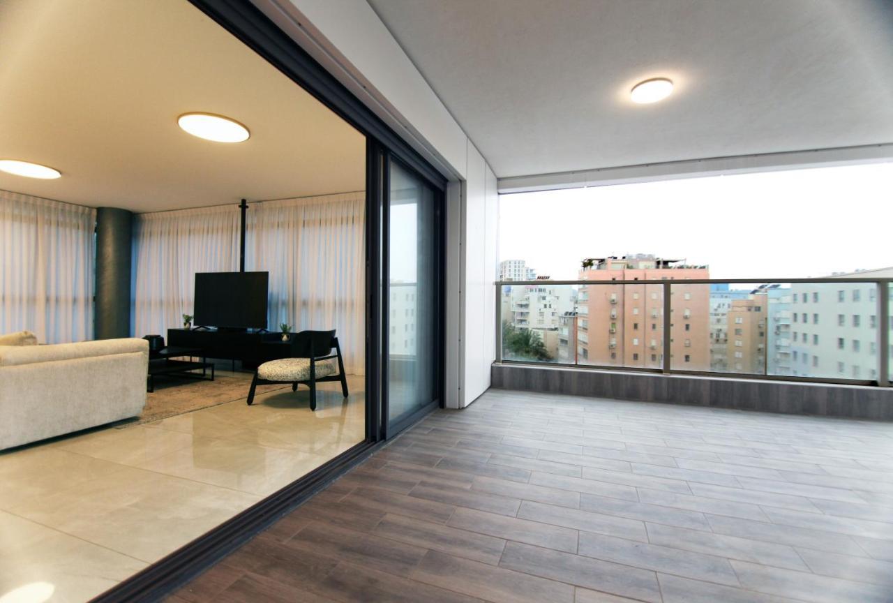 Mini Penthouse Near The Beach Нетанья Екстер'єр фото