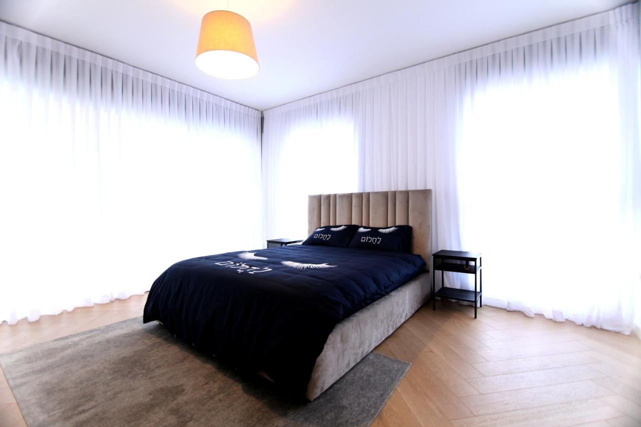 Mini Penthouse Near The Beach Нетанья Екстер'єр фото