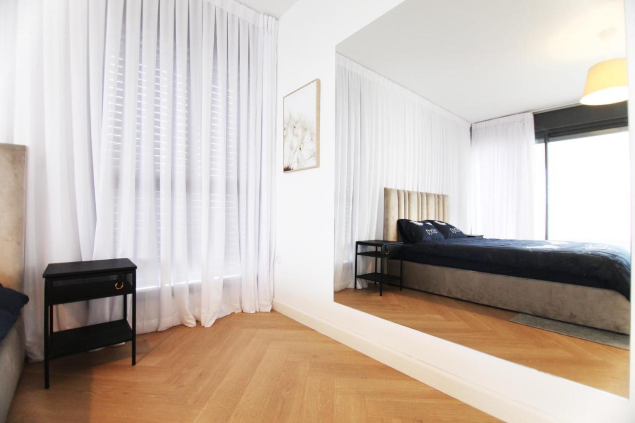 Mini Penthouse Near The Beach Нетанья Екстер'єр фото